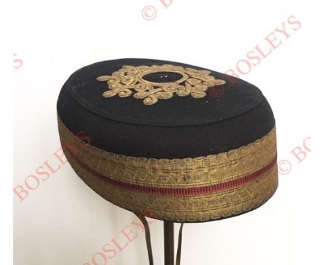 Army Veterinary Corps Officer’s Pillbox Cap. A scarce early example of the pattern . Dark blue cloth with 1¾ in. band of gold