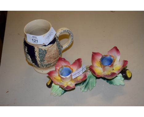 GROUP OF CERAMIC ITEMS INCLUDING SMALL WADE TRAYS, TWO CERAMIC FLOWERS