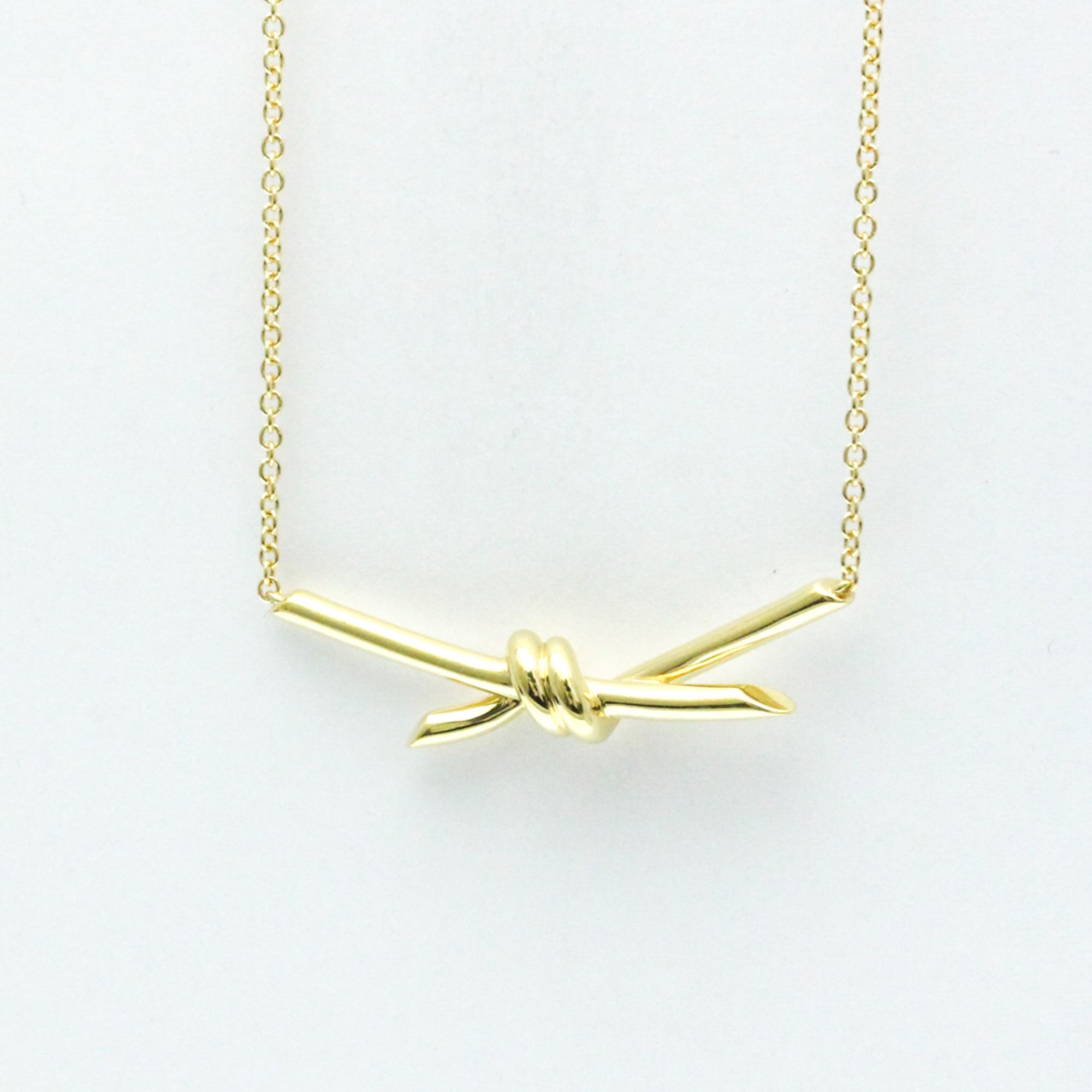 Tiffany Knot Yellow Gold (18K) No Stone Men,Women Fashion Pendant Necklace (Gold)