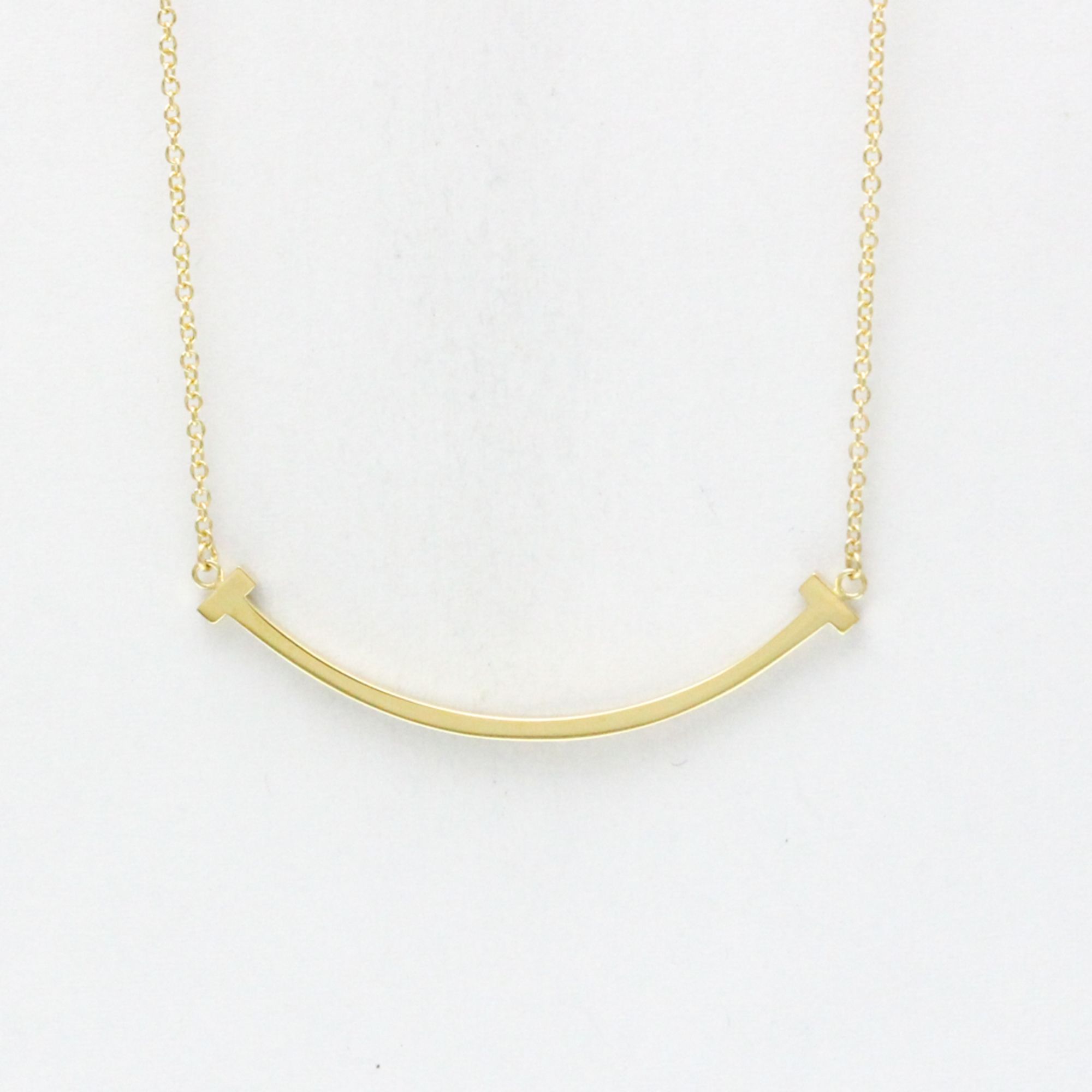 Tiffany Smile Yellow Gold (18K) No Stone Women,Men Fashion Pendant Necklace (Gold)