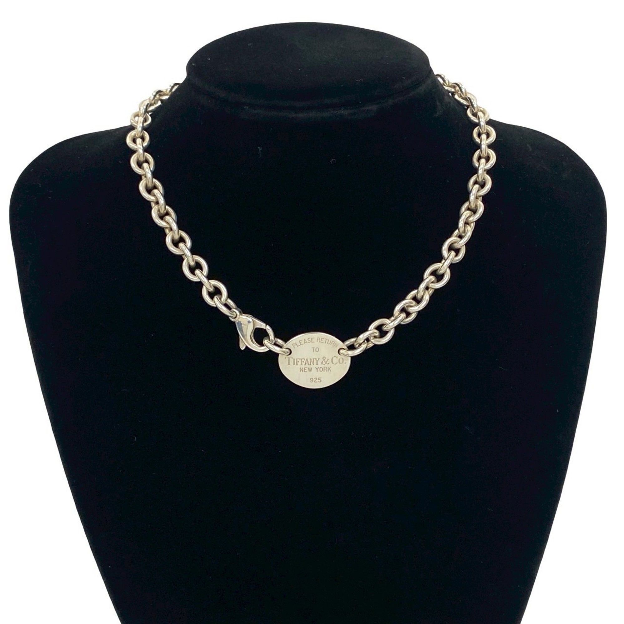 TIFFANY & Co. Tiffany Return to Oval Tag Necklace in Sterling Silver with Pendant, 60510