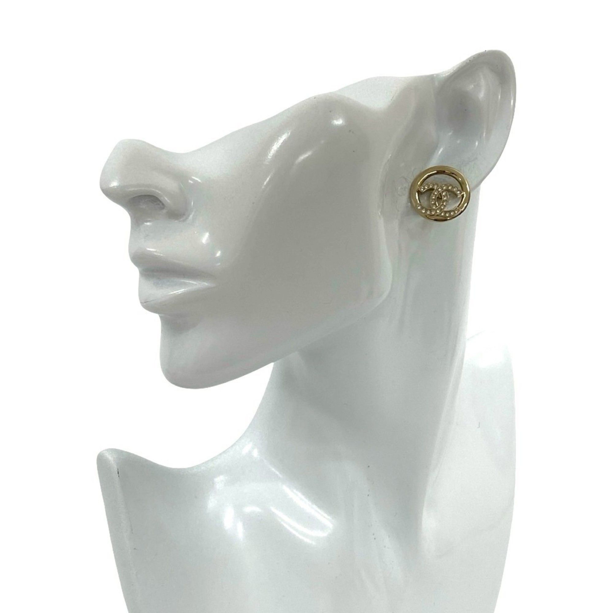 CHANEL Coco Mark motif rhinestone earrings, gold, 62245