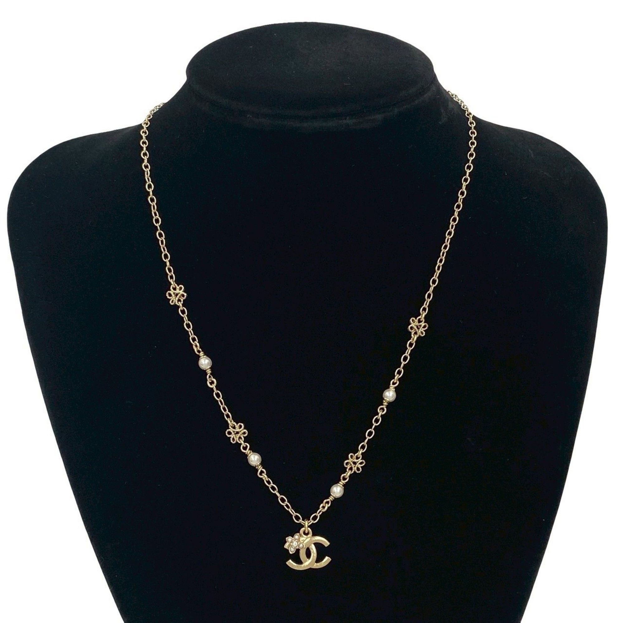 CHANEL Coco Mark Faux Pearl Necklace Pendant Gold 62709