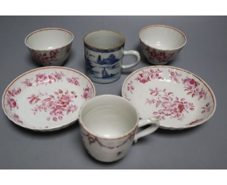 18th century Chinese export porcelain to include a pair of tea bowls and saucers and two coffee cups, saucer 12.5cm