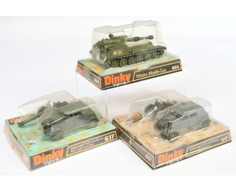 Dinky Toys Military group comprising of (1) 617 Volkswagen KDF and 50mm PAK Anti-Tank Gun, (2) 617 Volkswagen KDF and 50mm PA
