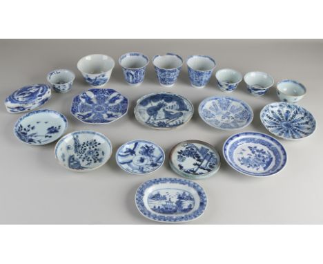 Nineteen parts of old / antique Chinese porcelain.&nbsp;18th - 19th Century.&nbsp;Among other things;&nbsp;cups, saucers, bow