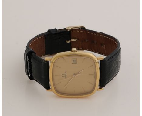 Omega watch, model De Ville Ile de France, gold on steel, quartz model cal.&nbsp;Equipped with a square contoured case.&nbsp;