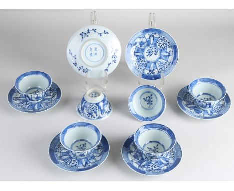 Six 19th century Chinese porcelain cups and saucers with parsley and Lange Lijs decoration.&nbsp;With four-character bottom m