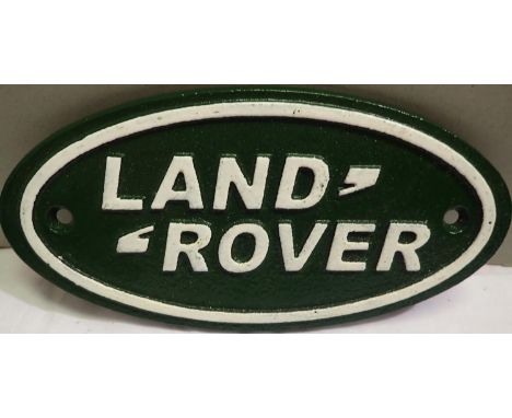 Cast iron Land Rover sign, W: 12 cm. P&amp;P Group 1 (£14+VAT for the first lot and £1+VAT for subsequent lots 