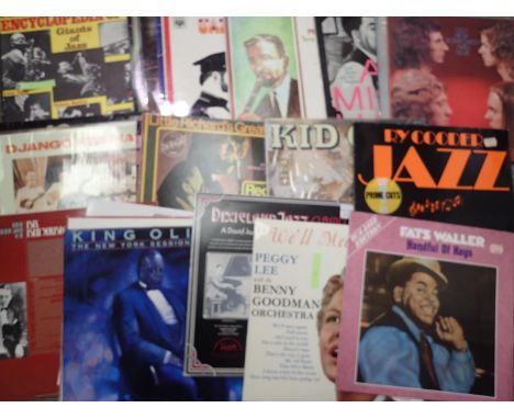 Quantity of mixed LPs including Encyclopaedia of Jazz. Not available for in-house P&amp;P 