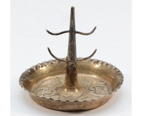 An Edwardian silver ring tree/trinket dish, Chester 1900, diameter 8.5cm, 50gm 