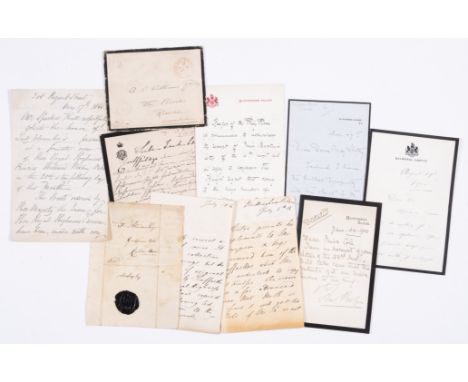 Royalty.- Collection of letters from various members of the British Royal family and royal officials, including: Prince Edwar