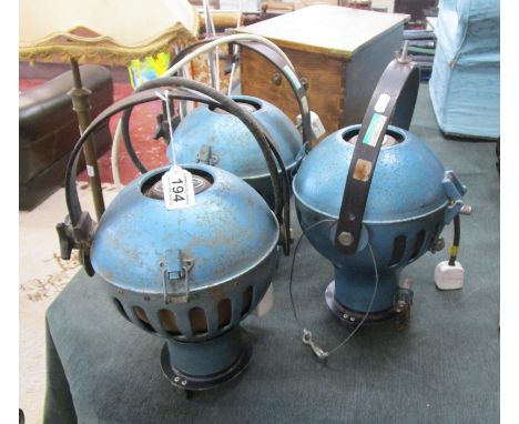 3 vintage stage lights