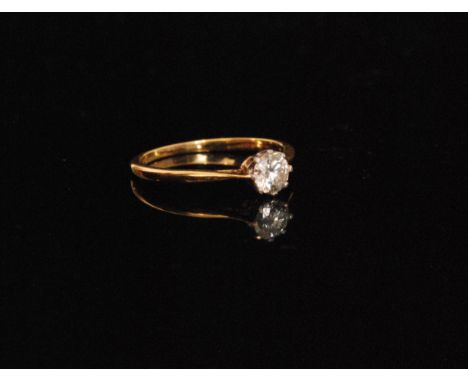 A mid 20th Century diamond solitaire ring, claw set brilliant cut stone, weight approximately .50ct, colour I/J, clarity I1, 