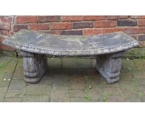 Semi-circular stone effect garden seat&nbsp;