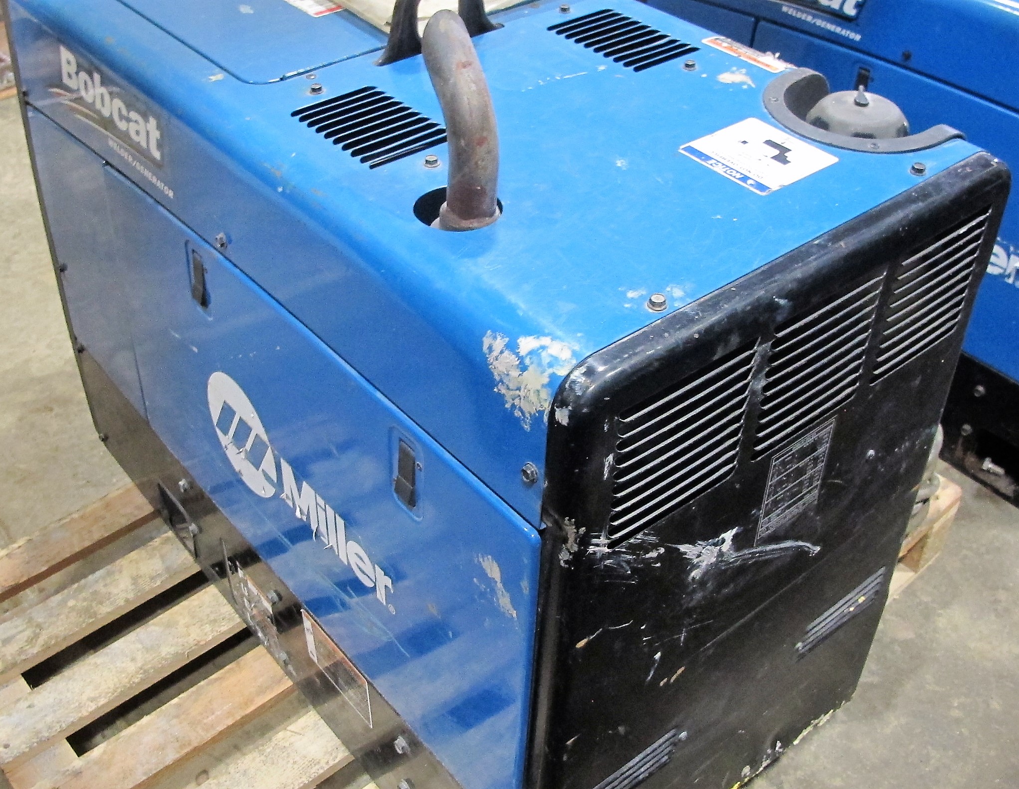 MILLER BOBCAT, 250 EFI, AC/DC WELDER, 12000 VOLT GENERATOR, GAS POWERED