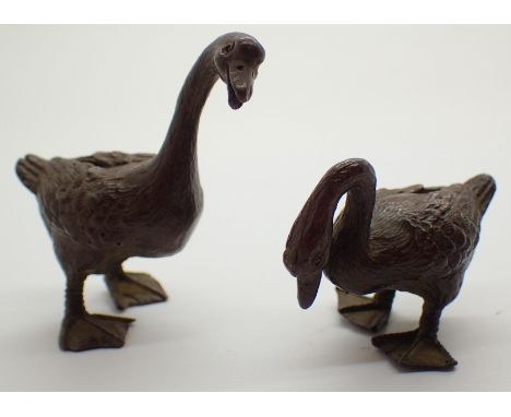 Pair of bronze geese figurines H: 6 cm
