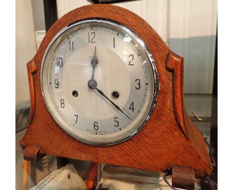 Enfield 1930 - 1940s mantel clock with key CONDITION REPORT: This item is working at lotitng