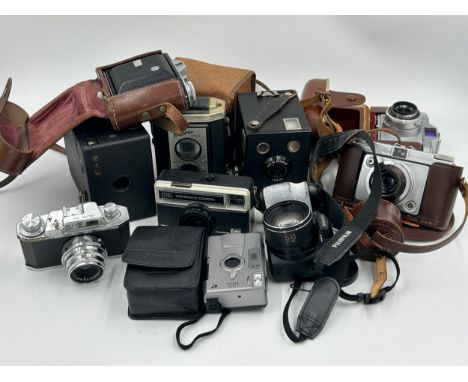 Various vintage cameras to include Halina 35X Anastigmat 1:3.5 f= 45mm, Brownie Reflex Kodak Ltd London, Kodak Instamatic Cam