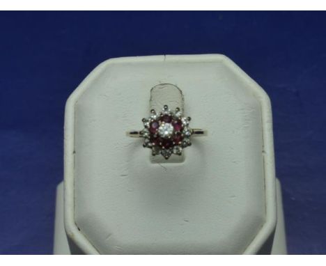 A 9ct gold &amp; ruby cluster ring size L 1/4 