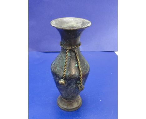 A small Chinese bronze vase 15cm tall 