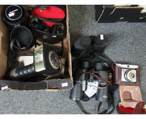 Box of assorted camera equipment and binoculars to include; Sakura 10x -70 x 70 zoom binoculars, cased set of binoculars, cas