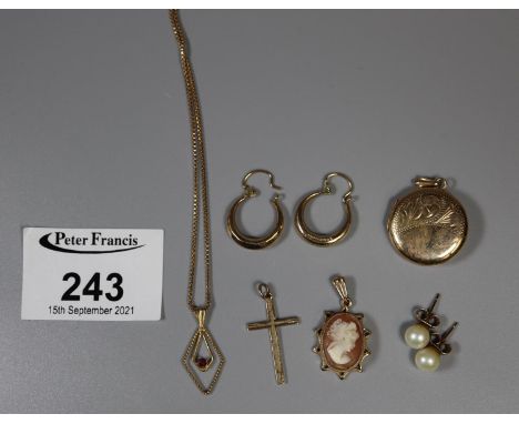 Collection of 9ct gold jewellery to include a locket, cross pendant, cultured pearl earrings etc.  Approx weight in total 12.