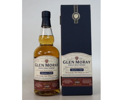 GLEN MORAY SIGNATURE MALT 1989 - SIGNED BY DISTILLERY MANAGER BOTTLE NO. 4 OF 240
1 bottle.  Glen Moray Signature Malt - Dist