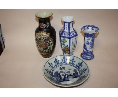THREE MODERN ORIENTAL STYLE CERAMIC VASES TOGETHER WITH A BLUE AND WHITE CERAMIC DISH