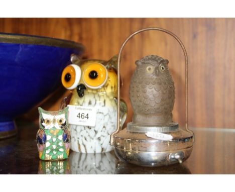 A PITHCO VINTAGE GLASS OWL SHAPED NIGHT LIGHT TOGETHER WITH A STUDIO GLASS OWL SHAPED PAPERWEIGHT AND A CLOISSONE STYLE OWL F