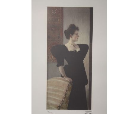 A FRAMED AND GLAZED LIMITED EDITION GUSTAV KLIMT PRINT OF A LADY 59/200 WITH CERTIFICATE AND TREC BLIND STAMP LOWER LEFT SIZE