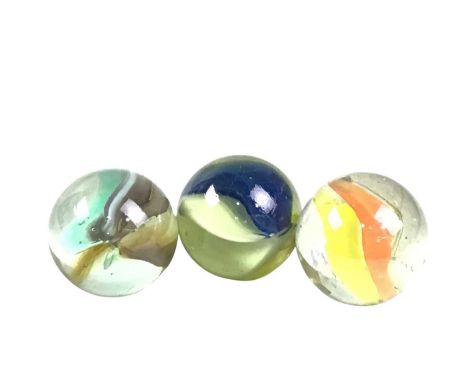 COLLECTION OF VINTAGE GLASS MARBLES, in various sizes