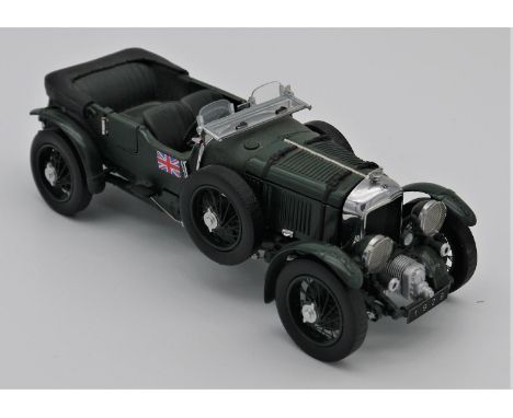 1929 BENTLEY 4.5 LITRE BLOWER MODEL BY FRANKLIN MINT  1:24 scale replica of the famous le mans winning bentley tourers of the