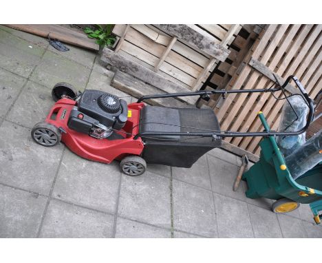 A MOUNTFIELD RS100 PETROL LAWN MOWER with grass box (engine pull freely but hasn't been started)