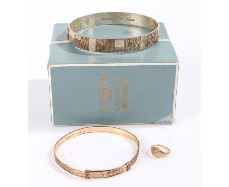 9 carat gold signet ring together with a rolled gold bangle and a silver bangle (3)