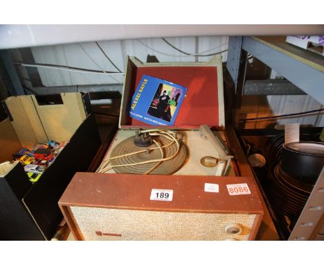 Vintage Philips record player in poor condition. Not available for in-house P&P.Condition Report: All electrical items in thi