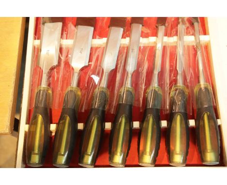 New seven piece deluxe chisel set. Not available for in-house P&amp;P. 