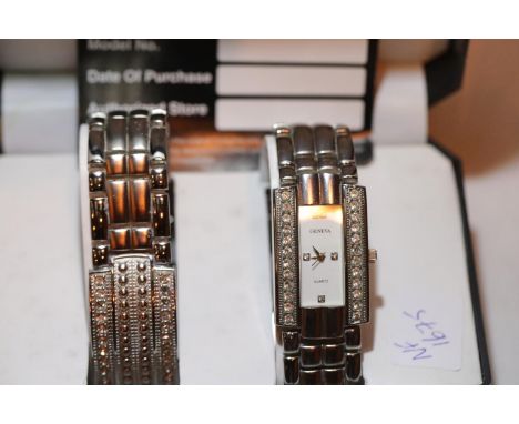Boxed Geneva gift set of ladies quartz wristwatch with matching bracelet. P&P Group 1 (£14+VAT for the first lot and £1+VAT f