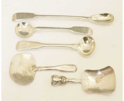 George IV silver caddy spoon, Birmingham 1821, 8cm long, a Victorian silver caddy spoon, Birmingham 1847, and three silver co