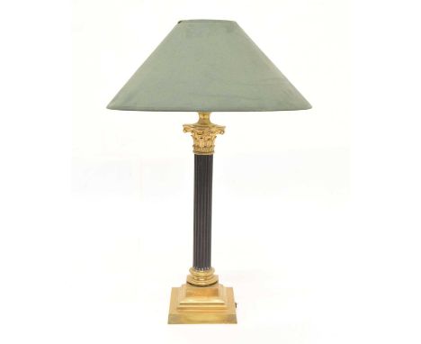 Brass Corinthian column table lamp, raised on stepped base, 53cm high (including fitment)