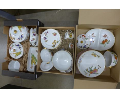 A collection of Royal Worcester Evesham china including tablewares **PLEASE NOTE THIS LOT IS NOT ELIGIBLE FOR POSTING AND PAC