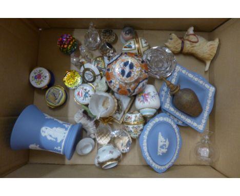 Assorted items; Halycon Days enamel pots, Swarovski crystal animals, Wedgwood Jasperware, etc.&nbsp;&nbsp;&nbsp;**PLEASE NOTE
