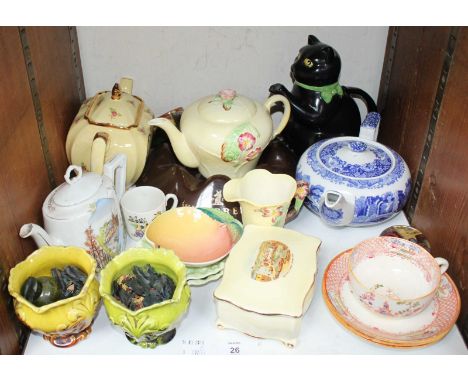 SECTION 26.  Various ceramics including Carltonware and Copeland Spode teapots etc