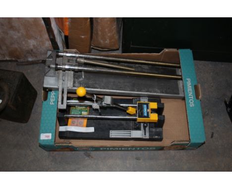 2 floor/ wall tile cutters