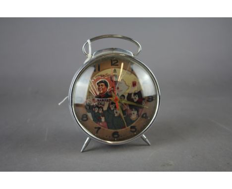 A Mao tse tung propaganda alarm clock (Cracked glass)