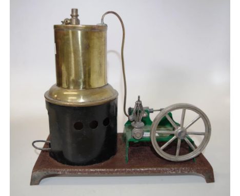 Vintage model live steam engine with brass boiler, 20cm x 10cm, 18cm high approx, not tested