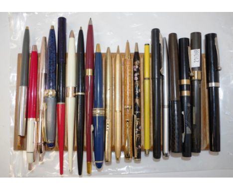 Collection of various vintage pens comprising fountain pens and ball point pens, including Watermans and Sheaffer
