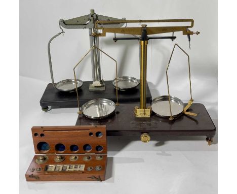 Two pairs of early to mid-20th century chemist scales by Griffin &amp; Tatlock and Griffin &amp; George, tallest 34cm high, t