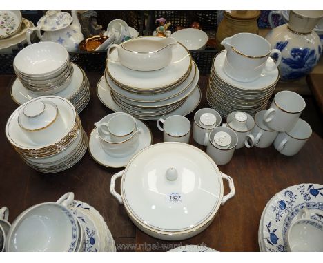 A quantity of 'Thomas' Germany dinner and teaware including dinner, dessert and side plates, meat plate, sauce and gravy boat