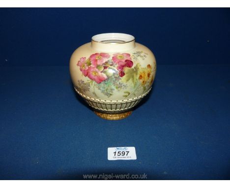 A large Royal Worcester blush ivory Jar with hand-painted summer flowers and basket weave moulding, code for 1909, 6" tall, s